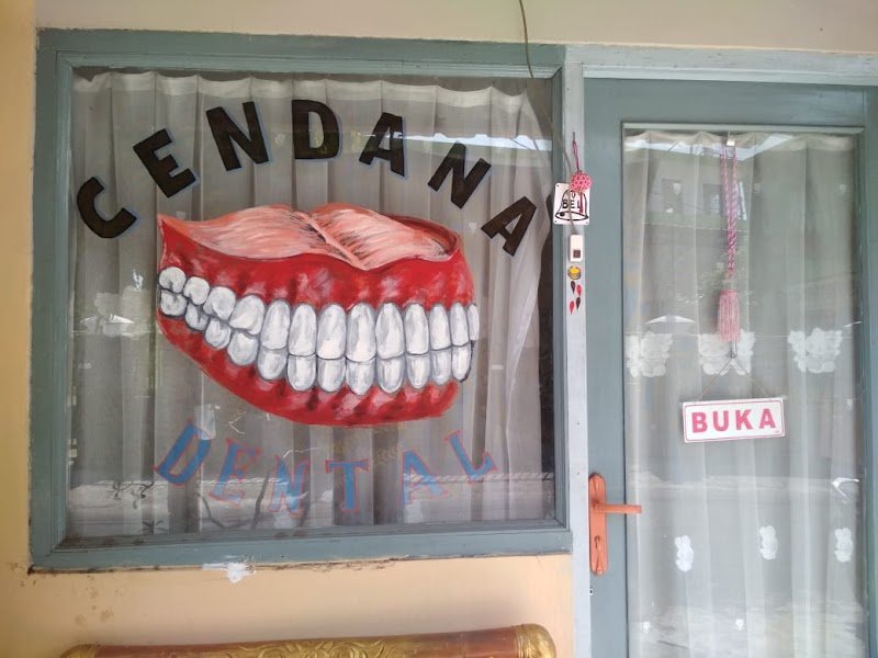 Ahli Gigi Cendana di Kota Kediri
