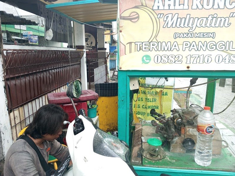 Ahli kunci panggilan immobilizer Surabaya di Sawahan