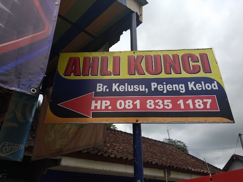 AHLI KUNCI PEJENG, GIANYAR di Klungkung