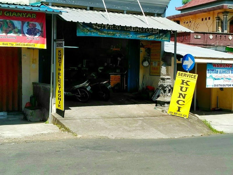 AHLI KUNCI PEJENG, GIANYAR di Klungkung