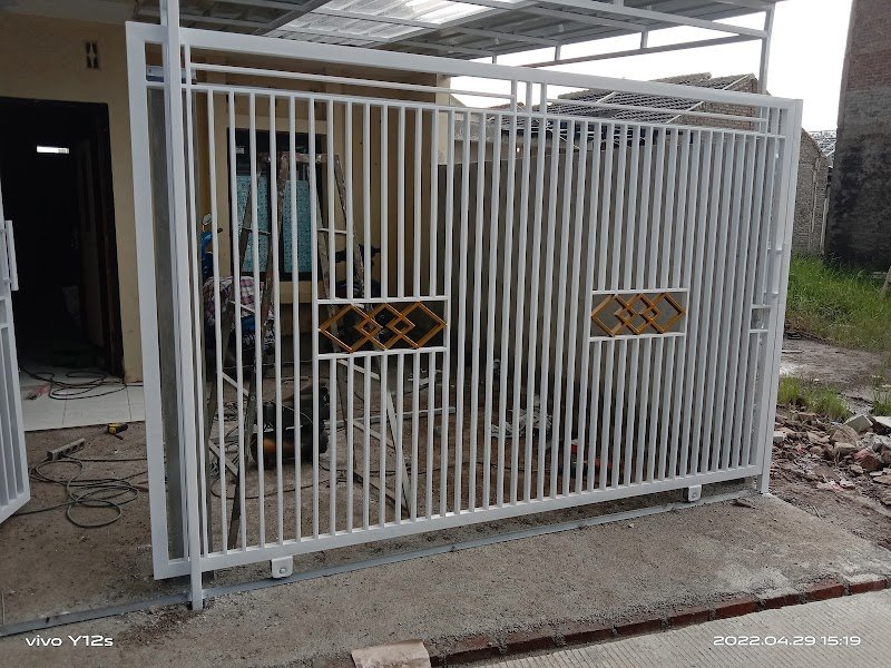 Bengkel Las Listrik SUGIH di Bojongloa Kidul