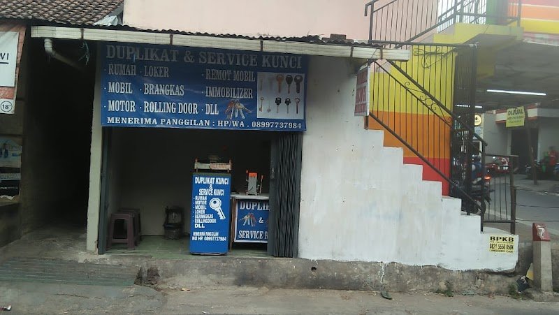 DUPLIKAT KUNCI, AHLI KUNCI & SERVICE KUNCI CIWARUGA di Lengkong