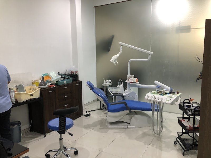 IGGI Dental Cab. Rungkut | Klinik Gigi IGGI Family Dental di Rungkut