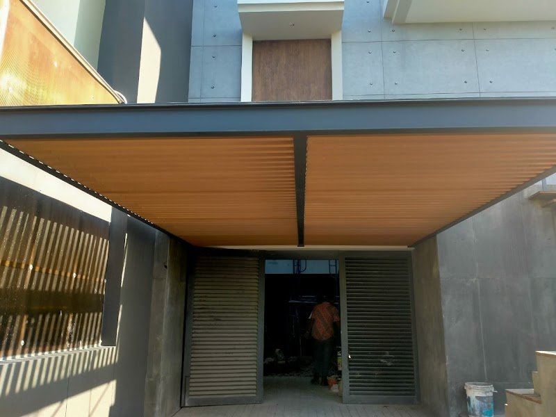 Kayu Asri Surabaya di Genteng