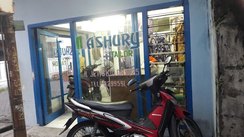 Mashuri Tailor di Wonokromo