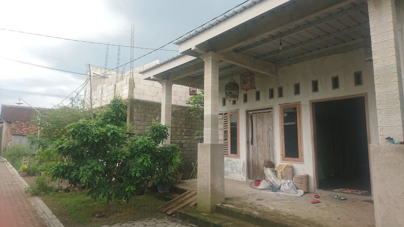 pijat capek madiun (hanya terima panggilan) di Kota Madiun