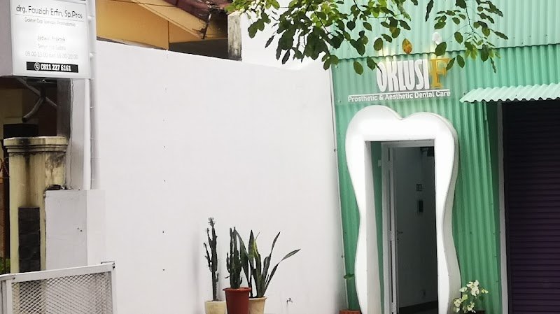 Praktek Dokter Gigi Smile Dental Studio Antapani di Antapani