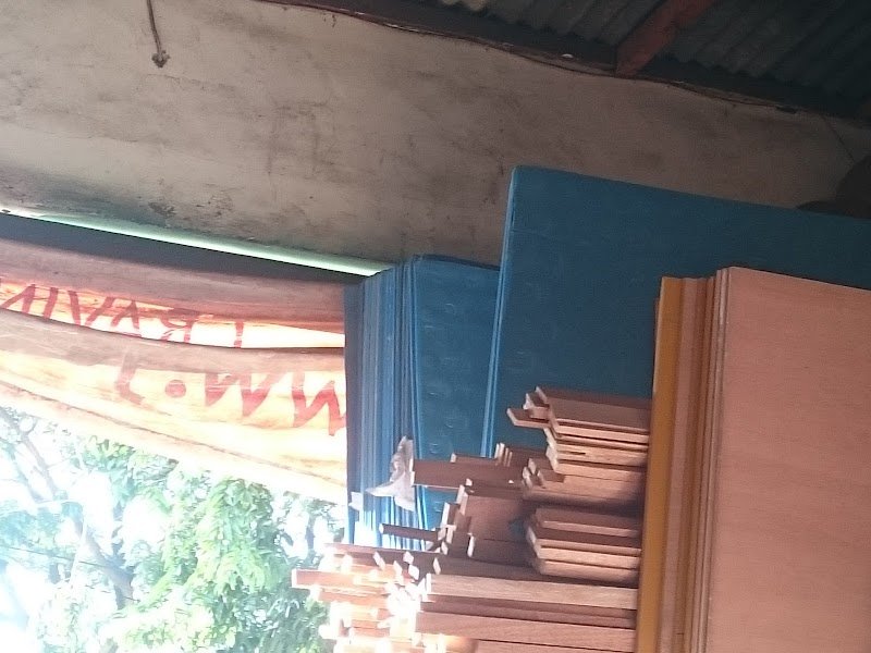 Toko Kayumas di Semampir