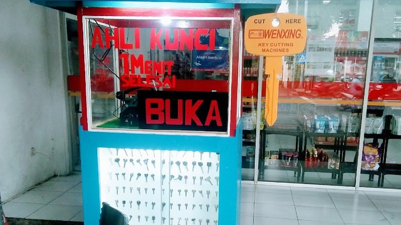 WAWAN-TUKANG KUNCI SURABAYA UTARA di Asemrowo